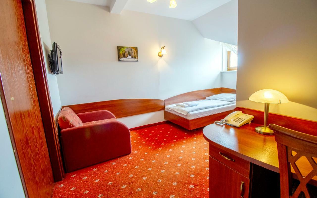 Hotel Stary Mlyn Koziegłowy المظهر الخارجي الصورة